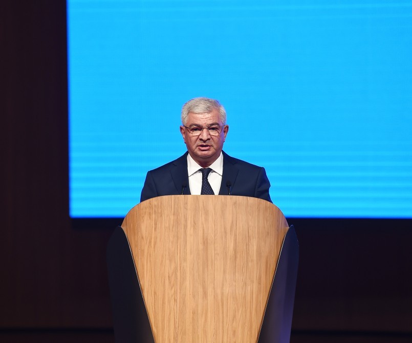 İlham Əliyev 4 ilin yekunlarına həsr olunan konfrans keçirdi - FOTOLAR-YENİLƏNİB